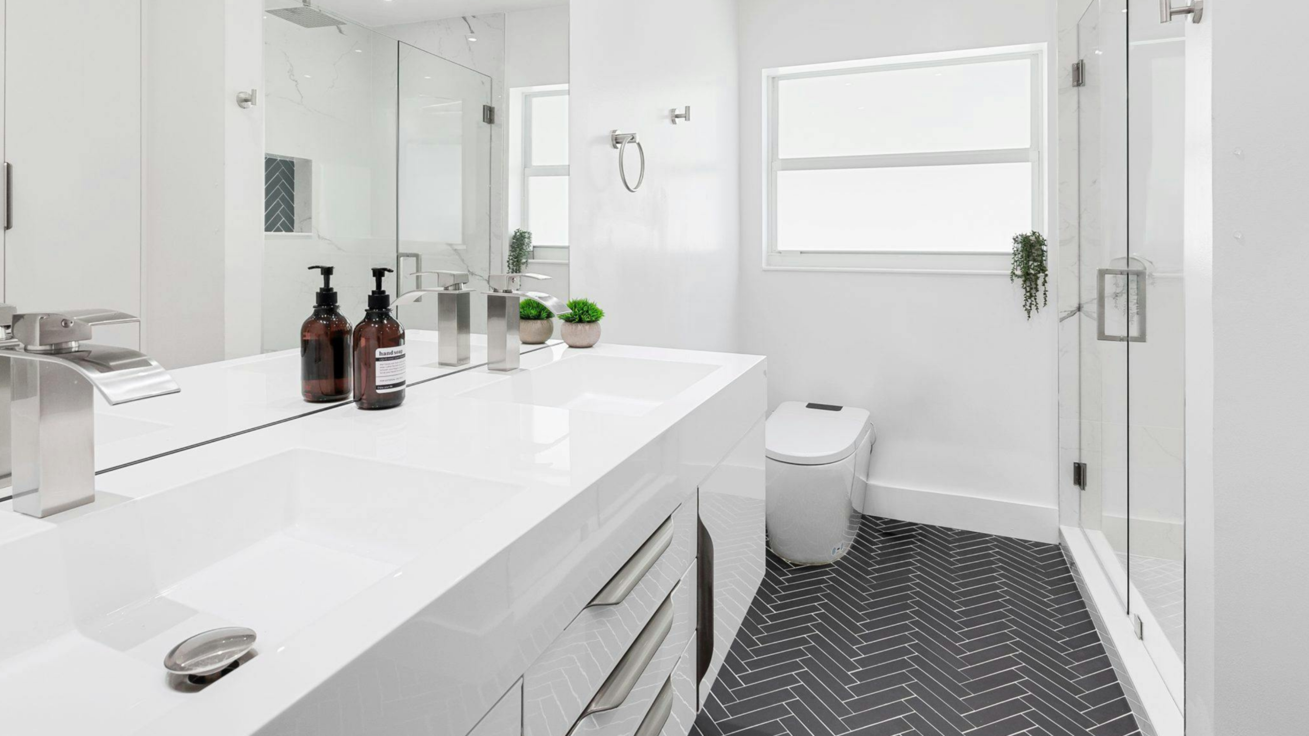 White newly renovated bathroom